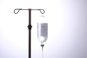 点滴により高濃度ビタミンCを体内に注入します